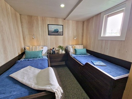 Solo bunk cabin Cat D