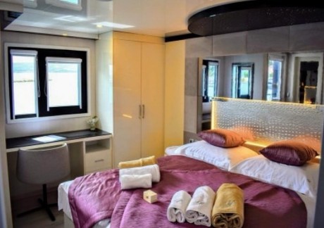 Balcony Cabin