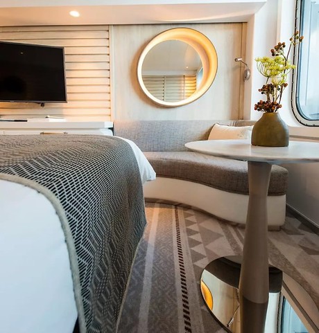 Deluxe Stateroom	- Waitlist