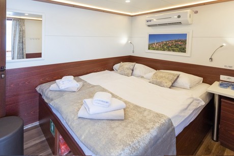 Lower Deck Cabin