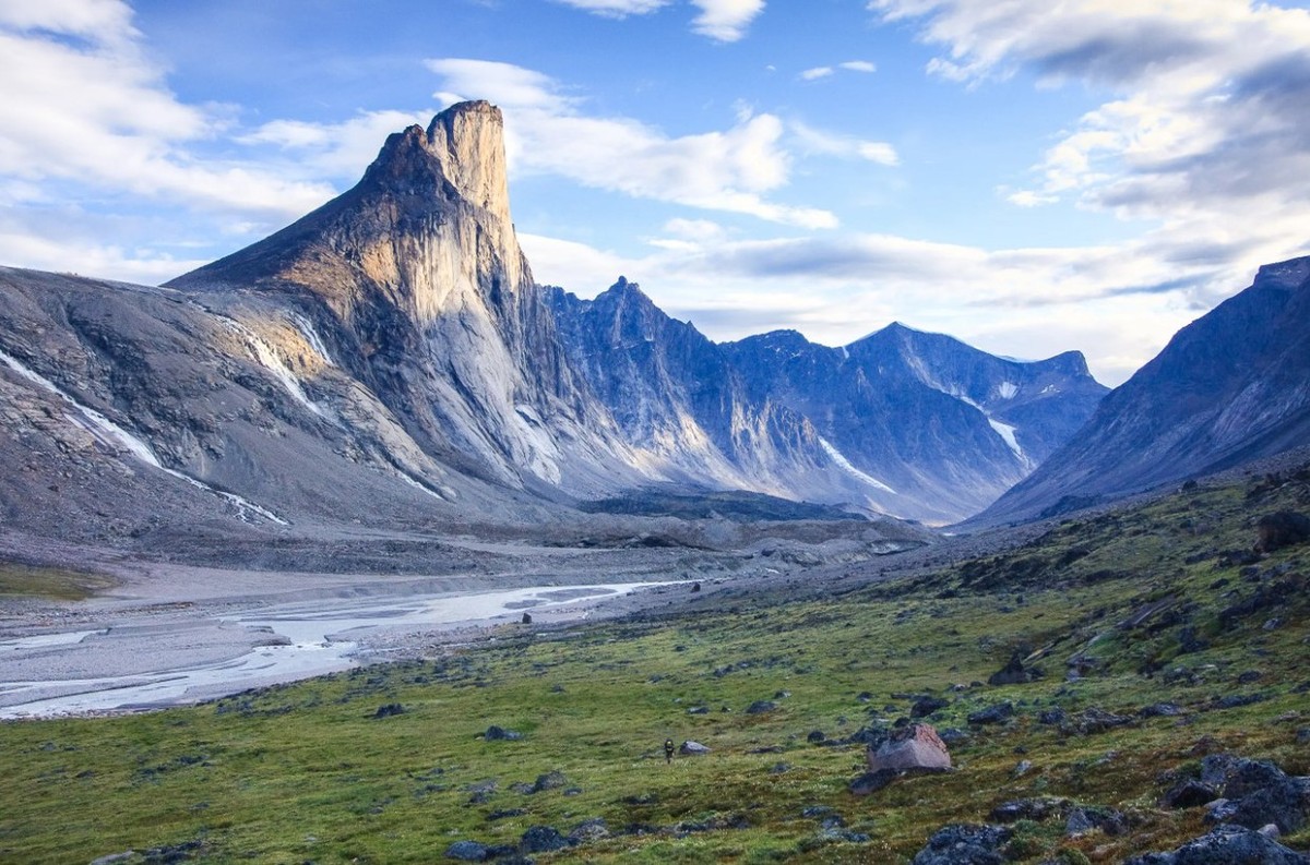 Feture image for Churchill to Nuuk - 18 Day Canada & Greenland Expedition Cruise