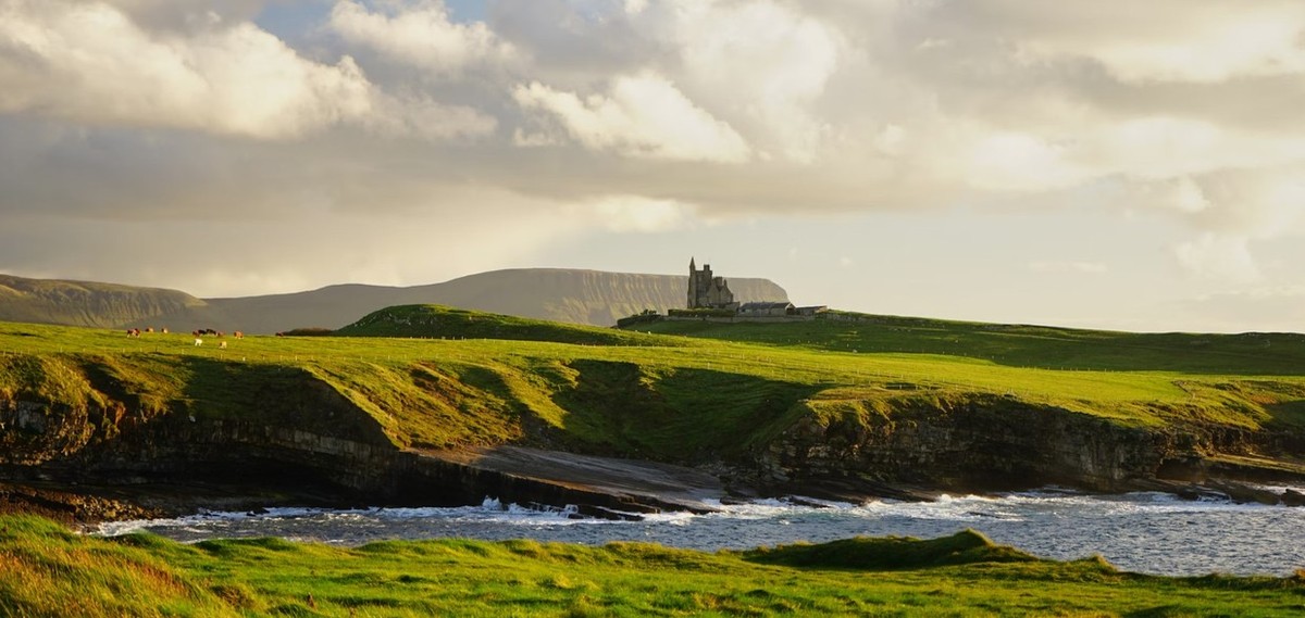 Feture image for Natural and Cultural Discoveries in Celtic Lands - Ireland Luxury Cruise