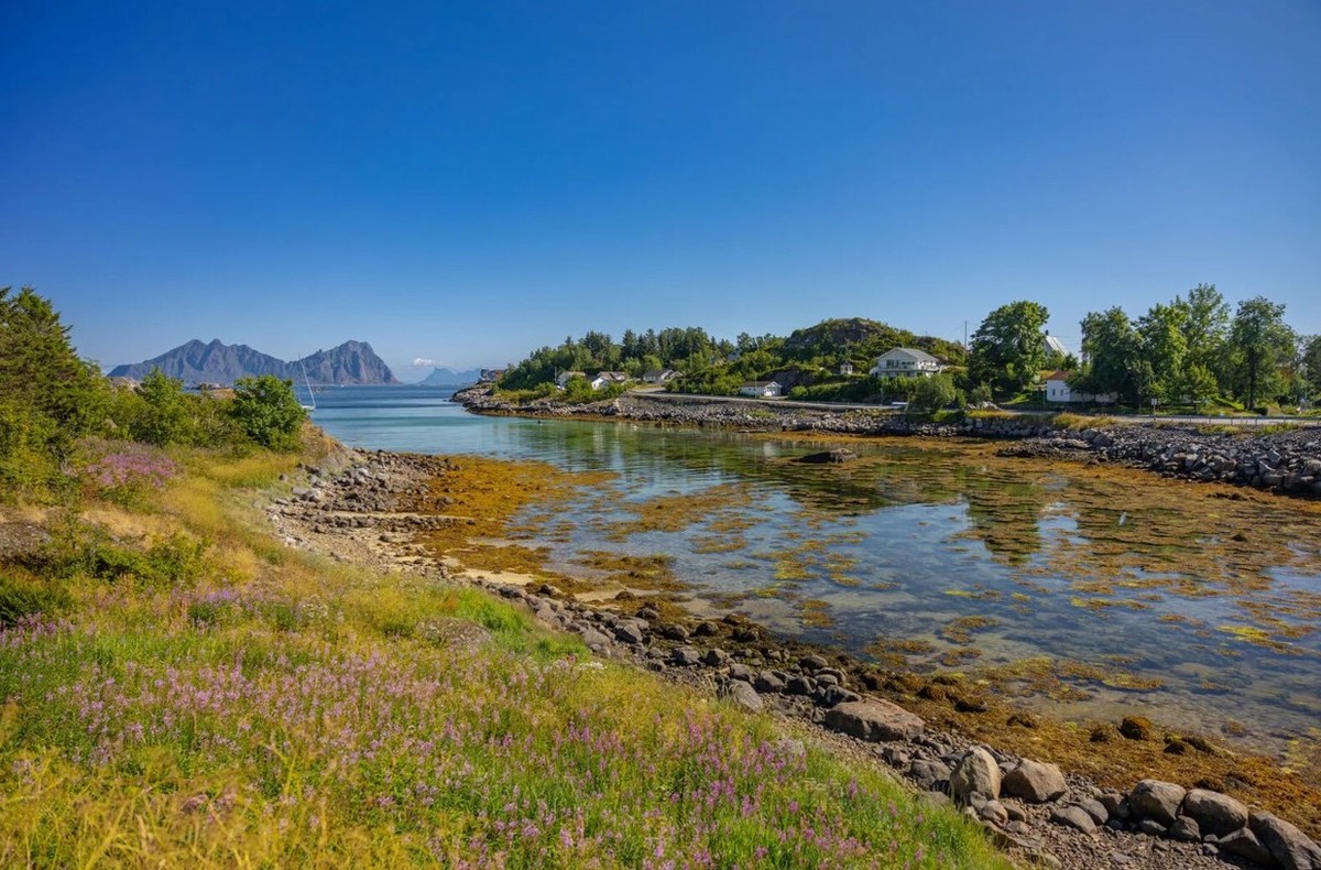 Feture image for Land of the Fjords - Norway Expedition Cruise