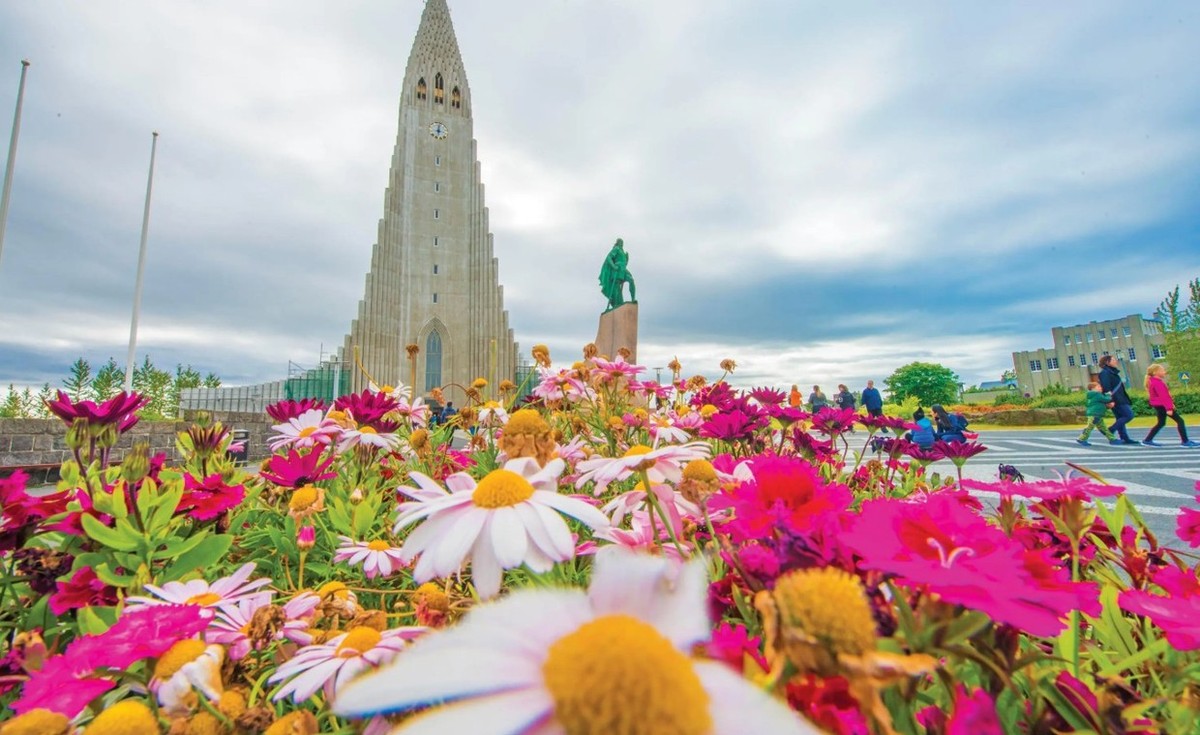 Feture image for North Atlantic Wonders: Iceland, Scotland and the Faroes Cruise