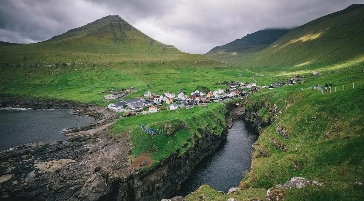 Feture image for Scotland, The Faroe Islands, & Iceland: North Atlantic Saga - 11 Day Adventure Cruise 2026